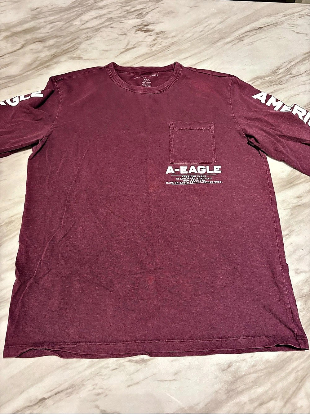 American Eagle Long Sleeve Graphic Tee Purple Size Medium